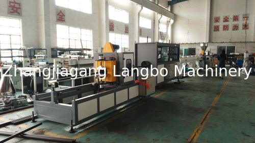 최신 회사 사례 PVC 파이프 압출 라인 DN110–DN250