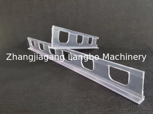 품질  Supermarket Cable Cover Transparent PVC Profile Production Line 공장