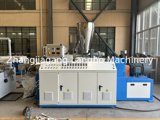 품질  Conical Double Twin Screw Plastic Baseboard Extrusion PVC Skirting Profiles Extruder Production Line Making Machine 공장
