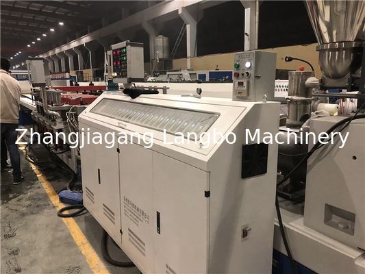품질  Plastic PP PE WPC Crust PVC Foam Board Extrusion Line / Making Machine / Production Line 공장