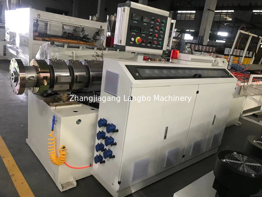 150-250KG/H 성능 고급 품질 16-160mm PVC 파이프 성형기
