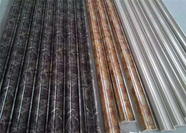 고출력 플라스틱 PVC 천장 벽 패널 프로파일 진압 진압 제조 기계