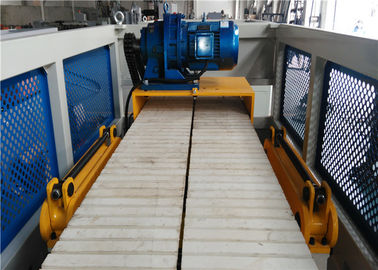내구성있는 PVC 나무 플라스틱 프로필 바닥 extruder 기계