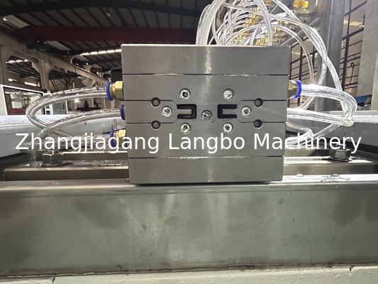 Sjsz65/132 트윈 스크루 extruding 200-300mm 너비 폼 맞춤형 PVC 플라스틱 프로필 생산 라인