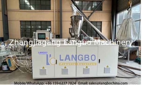 50-200mm PVC-U 파이프 추출 라인 80/156 55kw 통합 기어박스 및 시멘스 모터