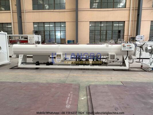 50-200mm PVC-U 파이프 추출 라인 80/156 55kw 통합 기어박스 및 시멘스 모터