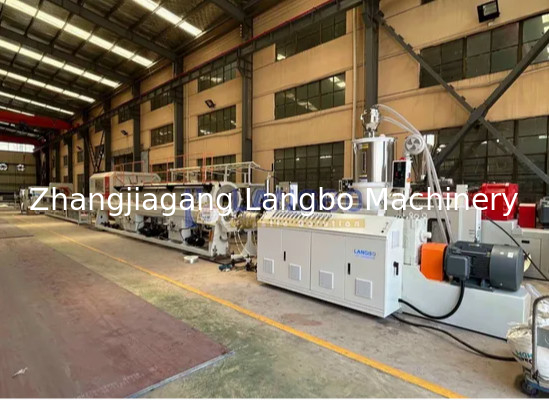 HDPE 열 절연 자켓 파이프 제조 기계 추출 생산 라인