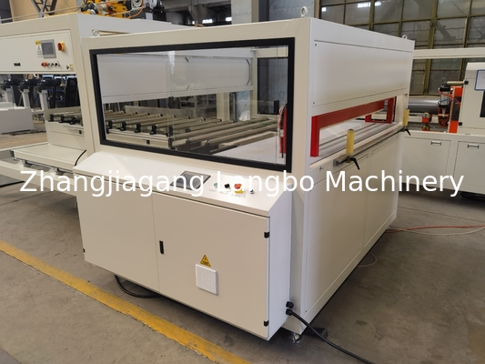PVC 창 프로필 진압 라인 제조 기계 진압 기계 1200mm PVC 천장 패널 생산 라인 자동 처리 기계