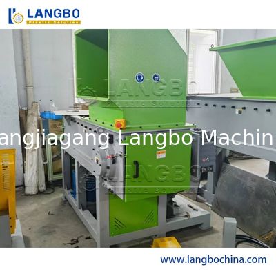 HDPE PVC PP Lump Pipe Bags Film Crushing Shredder Grinder Machine