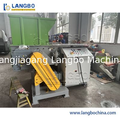 HDPE 버킷 폐기물 팔레트 쉐리딩 대형 플라스틱 탱크 싱글 샤프트 쉐리더 기계