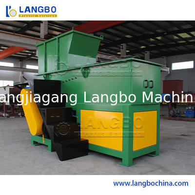 목재, 섬유, 금속, 고무, 판지, 타이어, 유리, ABS, EVA 등 경질 재료 파쇄 및 분쇄를 위한 폐플라스틱 파쇄기