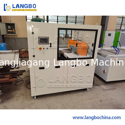 100 세륨 WPC 단면도 밀어남 행 - 150KG/H 높은 생산 능력