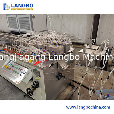 PVC 트렁크 추출 라인 케이블 와이어 보호 트렁킹 프로파일 제조 기계 펀칭 장치