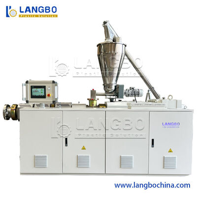 경질 염화비닐관 생산 라인