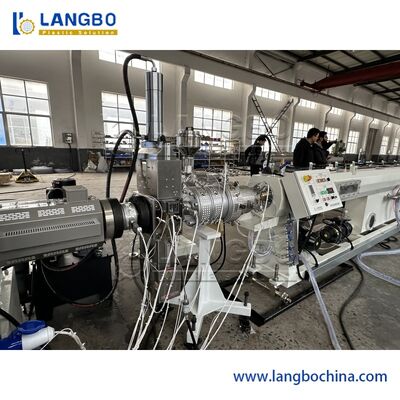 3층 코엑스트루션 PPR 파이프 추출 라인 350kg/h 용량 및  PLC 제어