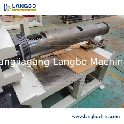 Wpc 원뿔 쌍둥이 나사 압출기 AC 모터 선택적인 터치스크린 제어반