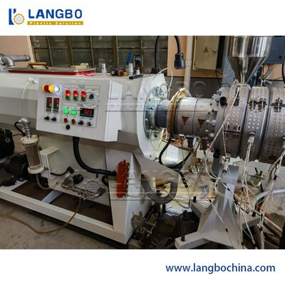 16-32mm 4구 PVC UPVC 전선관 압출기 제조 압출기 생산 라인