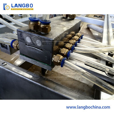 双色共挤聚碳酸酯 (PC) /PMMA/LED灯管罩/PS相框型材挤出成型制造设备