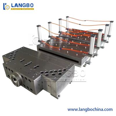 WPC/PVC/PE/PP/PC/PS 창문/장/페달/지붕/ 파이프/보드/지상/붕/엣지밴드/트렁크/프레임/벽 패널/문/상지/가스켓 프로필 플라스틱 진압 기계