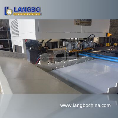 이중 두 개의 난방 위치 U / R 모양 PVC 파이프 벨링 소켓 기계