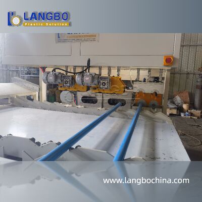 이중 두 개의 난방 위치 U / R 모양 PVC 파이프 벨링 소켓 기계