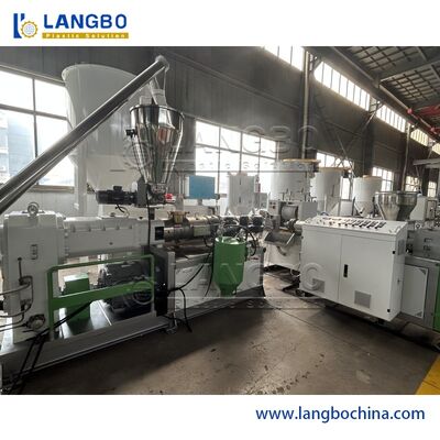 WPC 데킹 라인 | 야외 보드용 압출, 캘리브레이션, 엠보싱